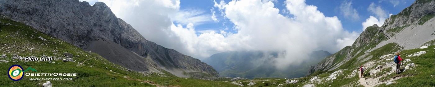 46 Vista panoramica sul Mandrone.jpg